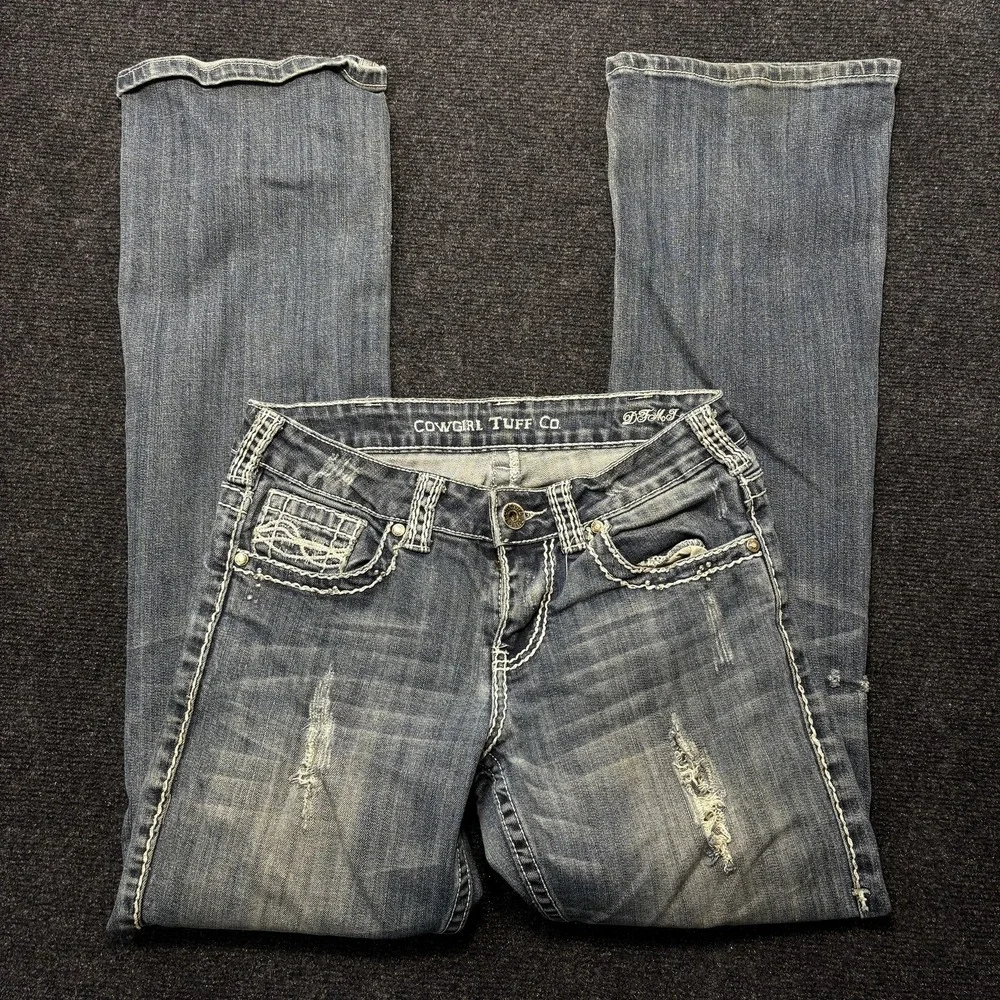 Cowgirl Tuff Co. Bootcut Jeans Womens 27x33 Blue Distressed Embroidered Denim